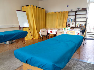 interieur de la salle de formation de Plouasne - formation therapeute